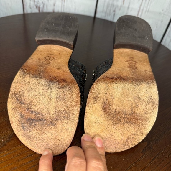 BRIGHTON women’s woven leather slides thongs sandals multi tone brown size 6 GUC - Picture 12 of 16